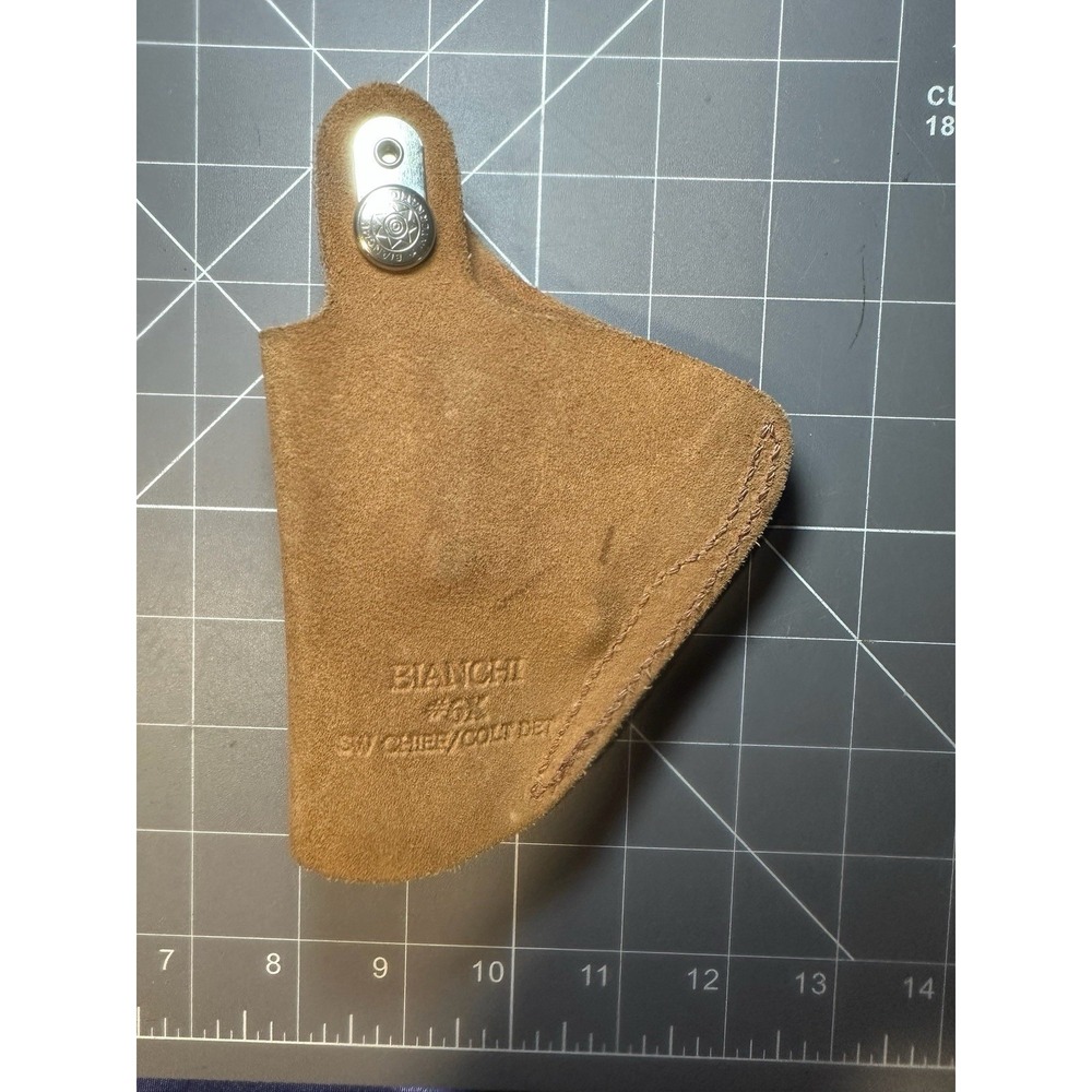 Bianchi #6X RH IWB Suede Tan Holster S&W 2" Chiefs Special Colt Detective